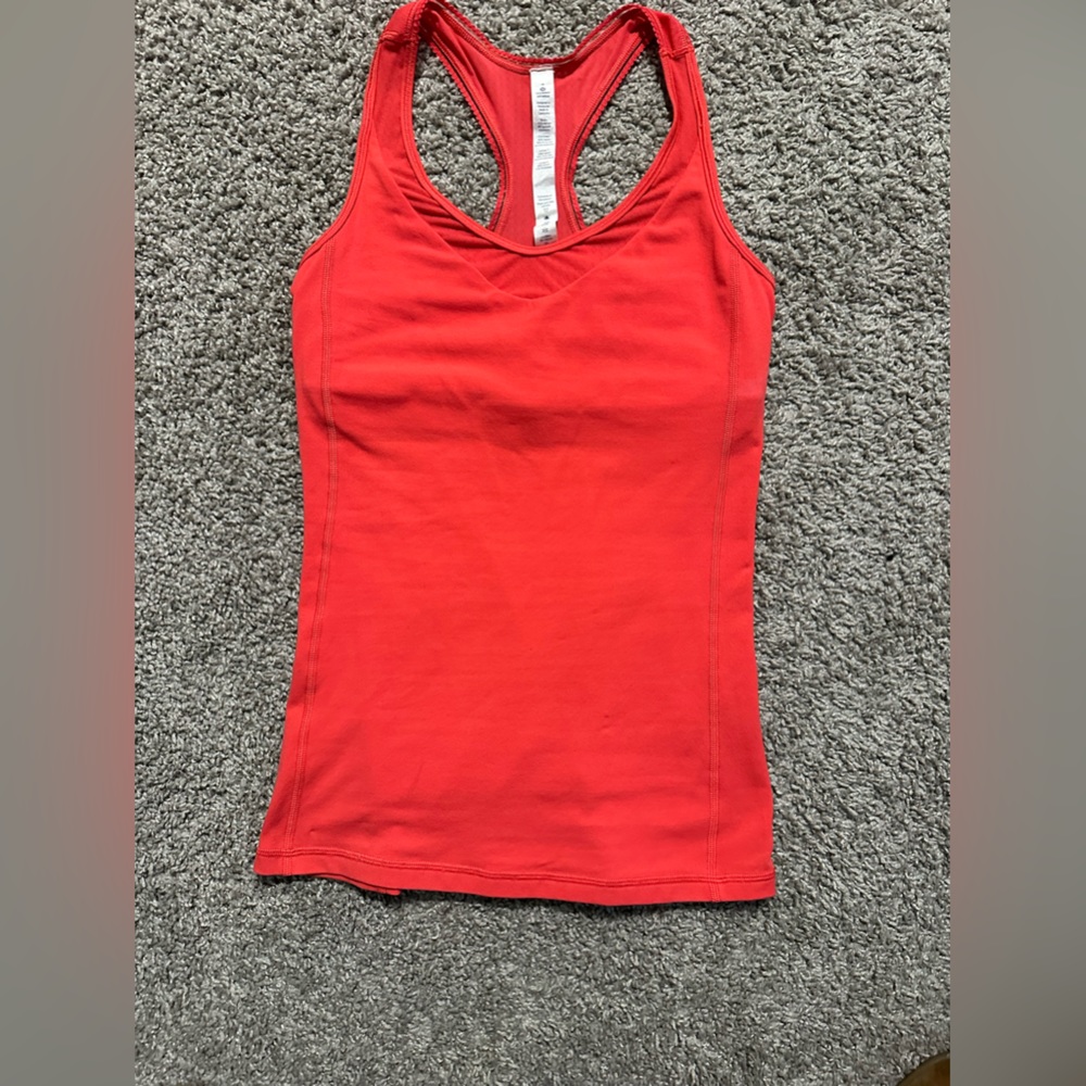 Lululemon tank
